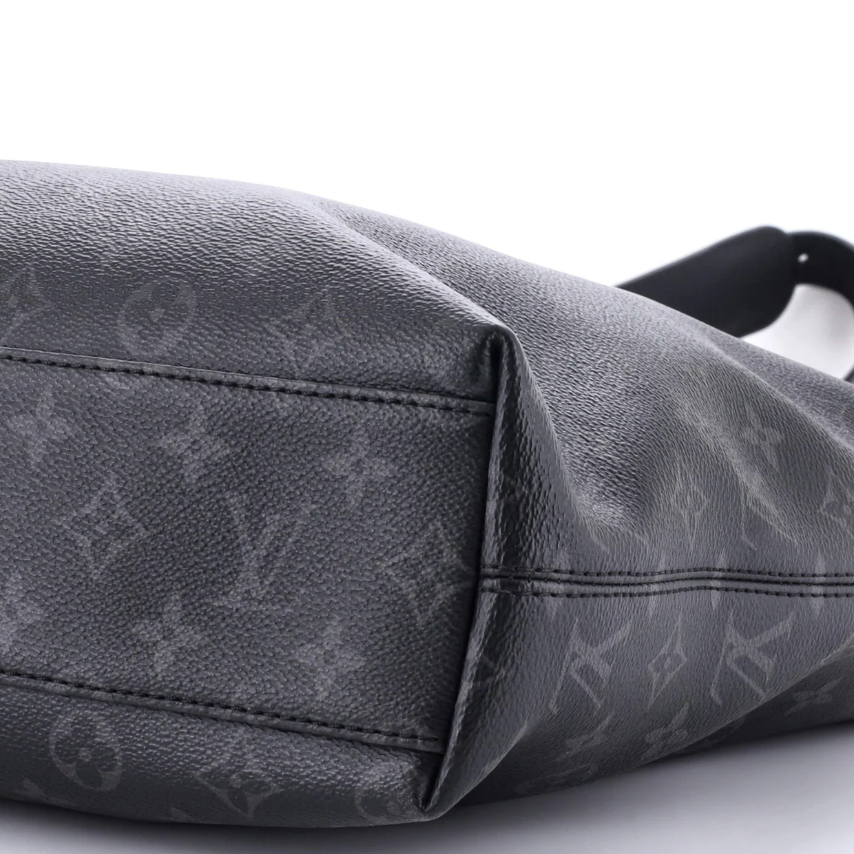 Explorer Tote Monogram Eclipse Canvas - Deep Luxury