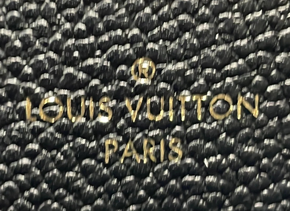 CarryAll Hobo Monogram Empreinte Giant MM - Deep Luxury