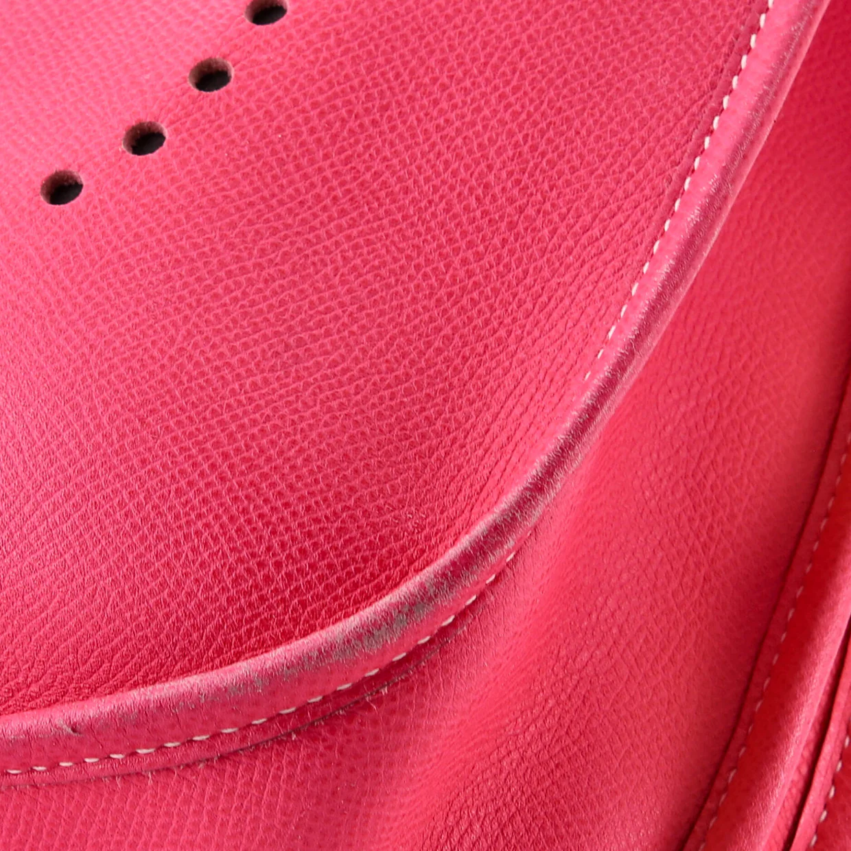 Evelyne Bag Gen III Epsom PM - Deep Luxury