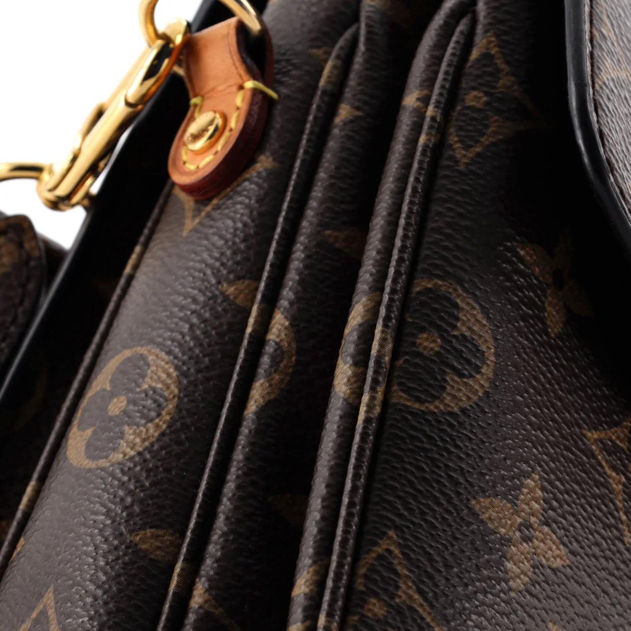 Pochette Metis Monogram Canvas - Deep Luxury