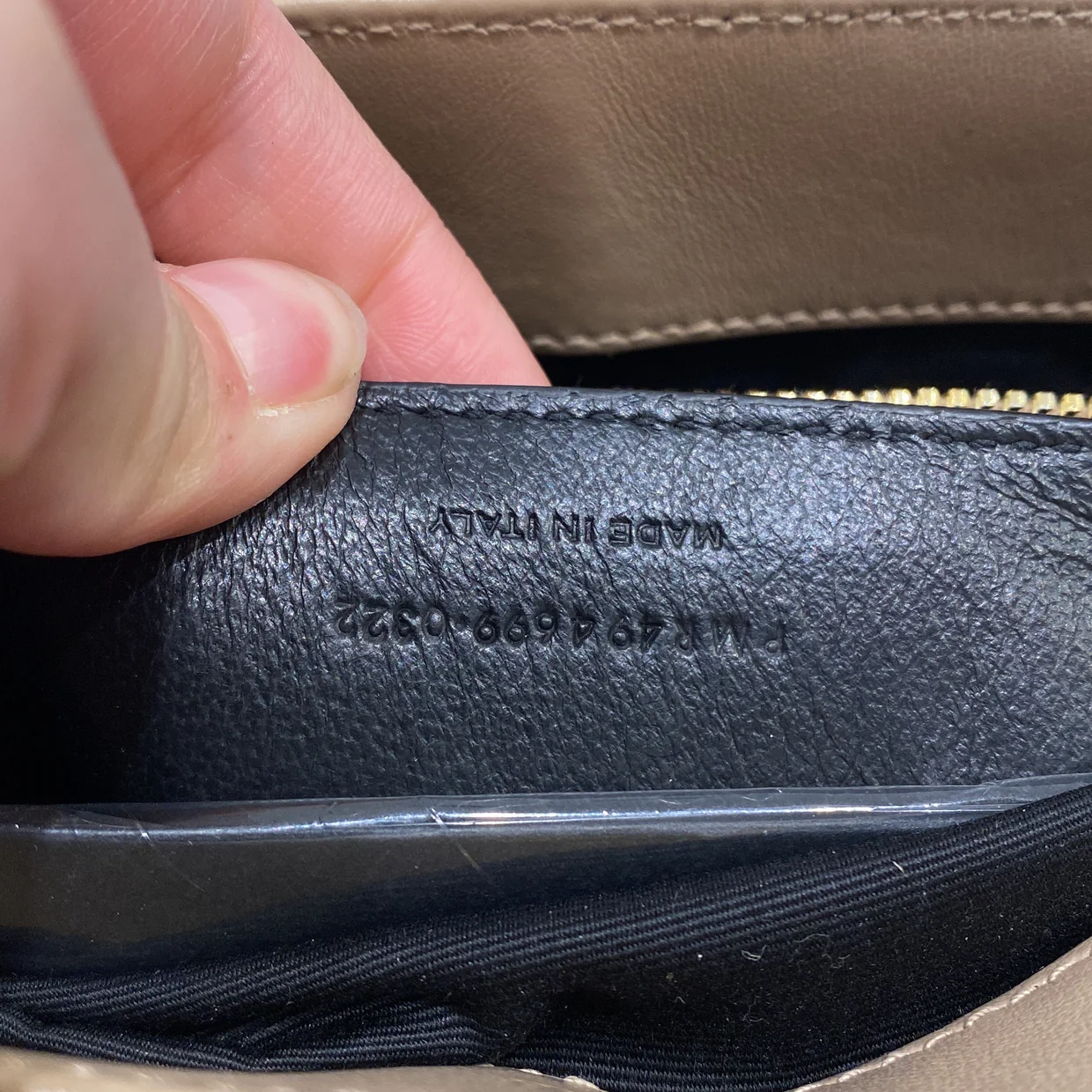 Loulou Shoulder Bag Matelasse Chevron Leather Small - Deep Luxury