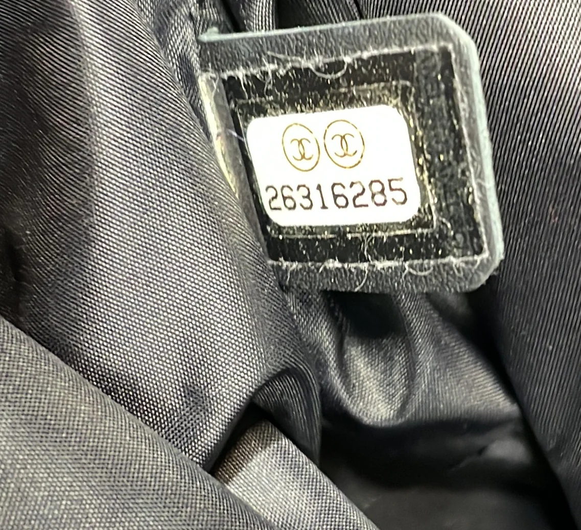 Coco Neige Shopping Tote Shearling with Quilted Nylon and Calfskin Large - Deep Luxury