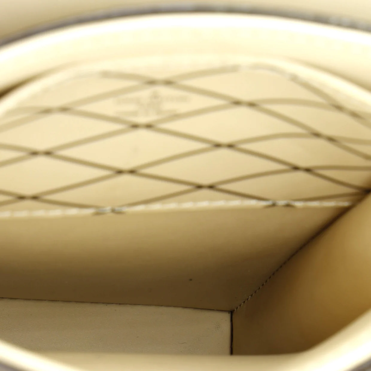 Vertical Trunk Pochette Reverse Monogram Canvas - Deep Luxury