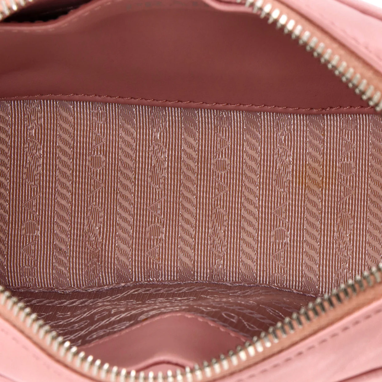 Camera Bag Diagramme Quilted Leather Mini - Deep Luxury
