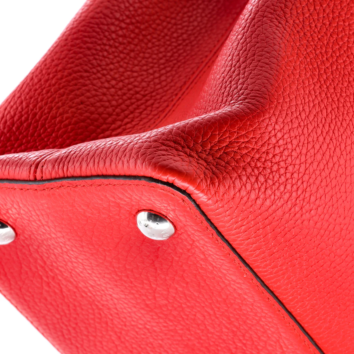 Capucines Bag Leather MM - Deep Luxury