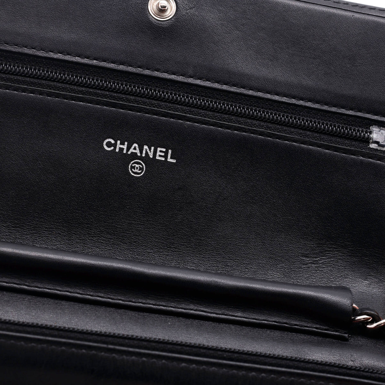 Cambon Wallet on Chain Quilted Leather - Deep Luxury