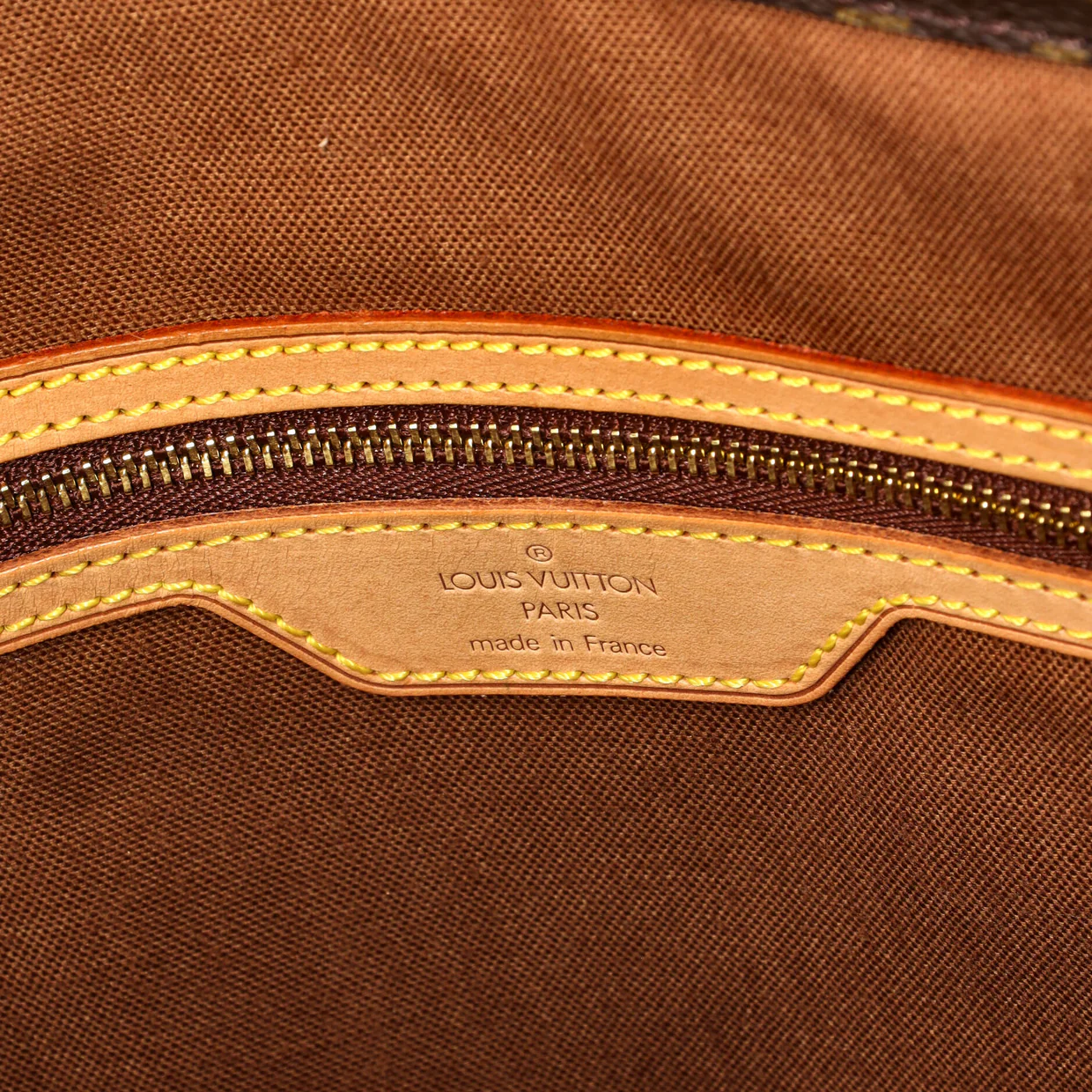 Cabas Mezzo Monogram Canvas - Deep Luxury