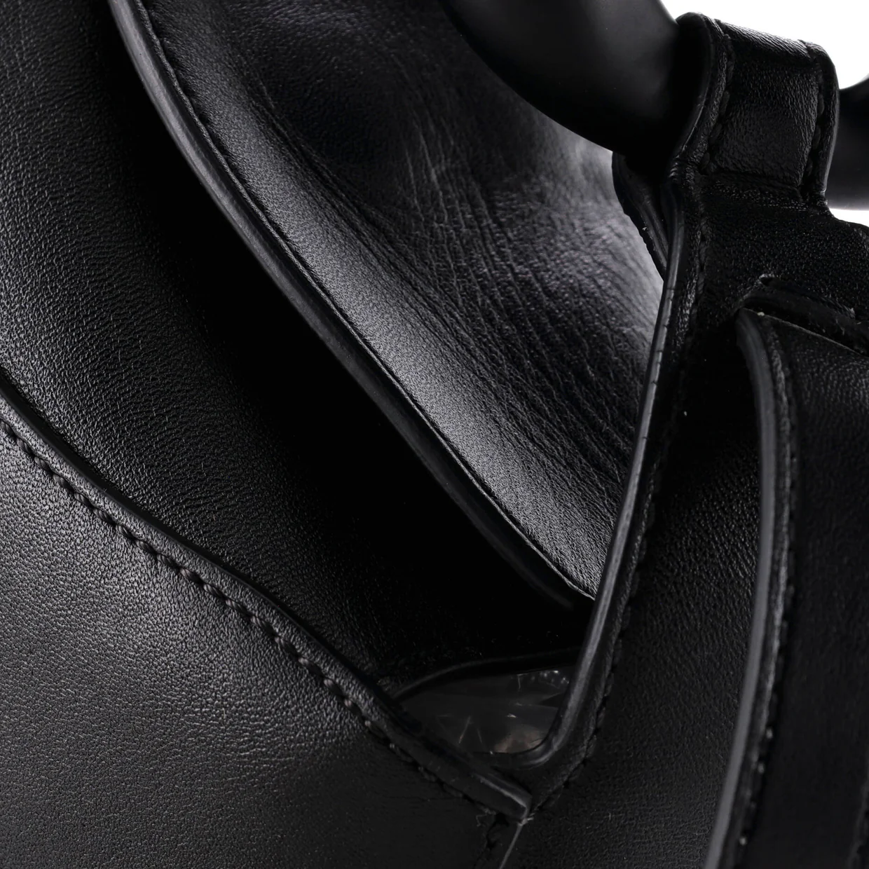 Kiss Purse Bag Leather Small - Deep Luxury