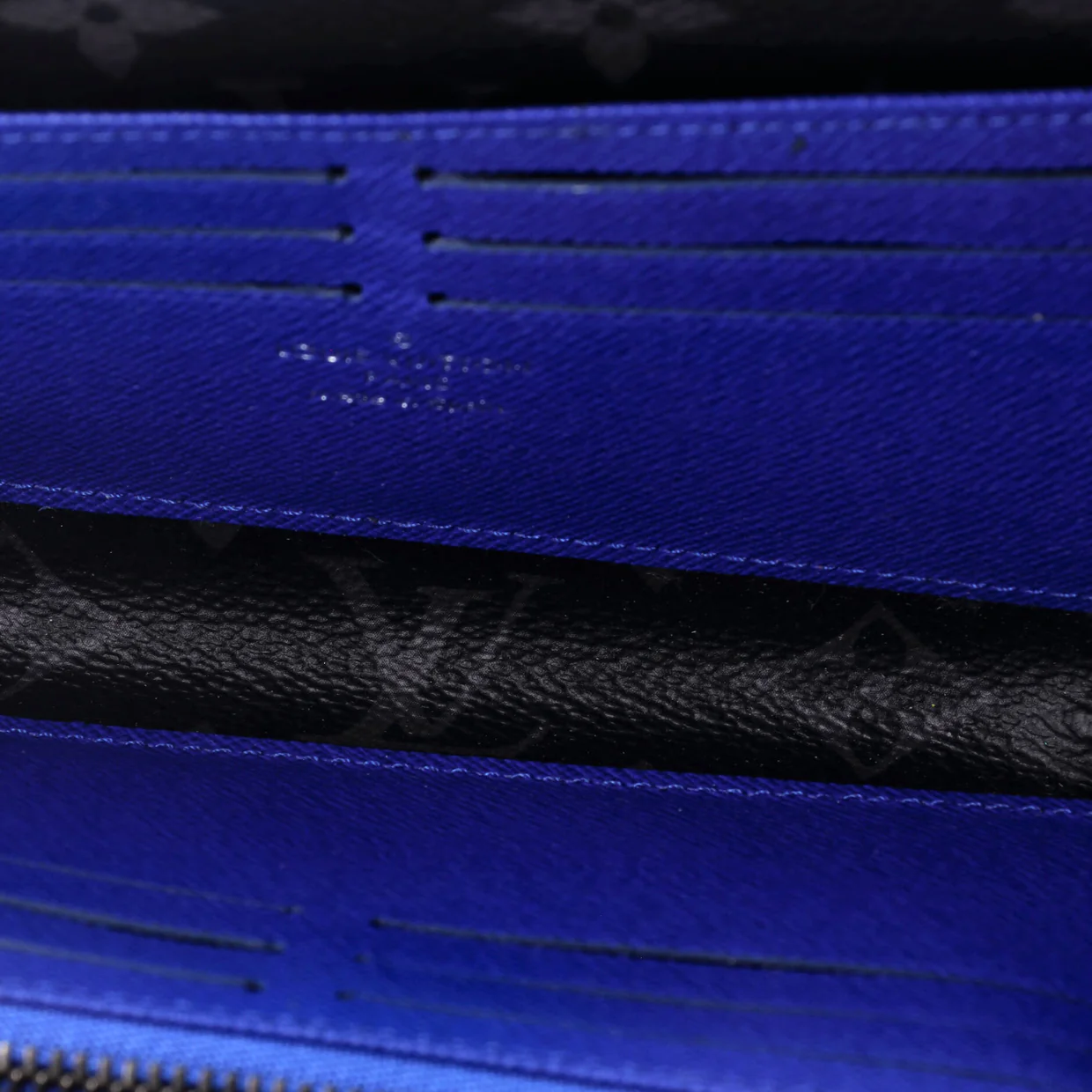 Zippy Dragonne Wallet Limited Edition Comic Trunk Printed Monogram Eclipse Canvas - Deep Luxury
