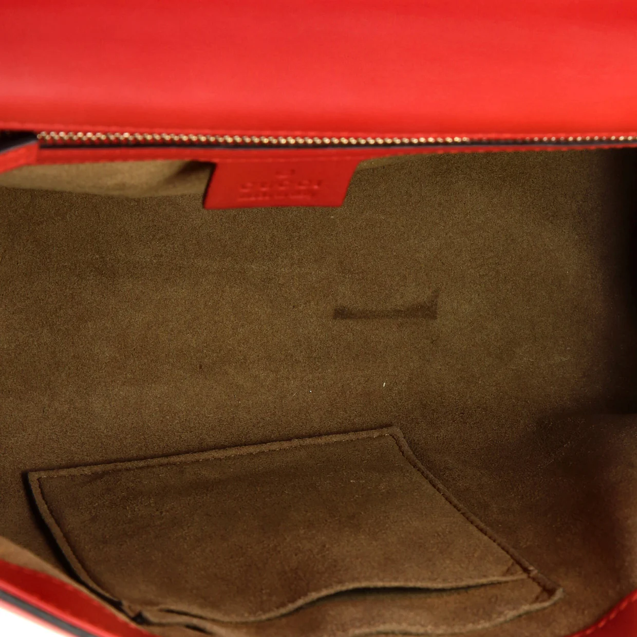 Padlock Shoulder Bag Leather Medium - Deep Luxury