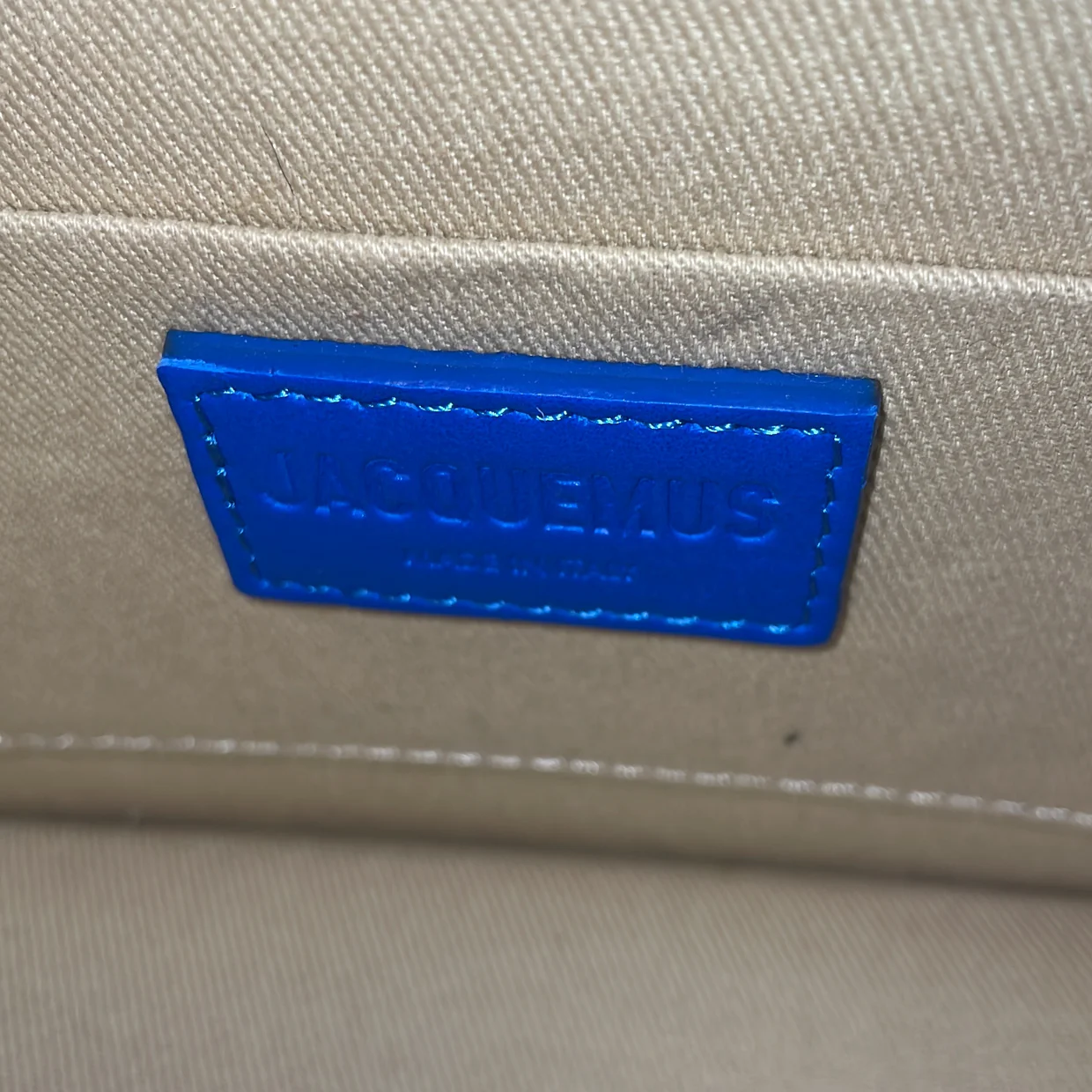 Le Chiquito Moyen Bag Leather Moyen - Deep Luxury