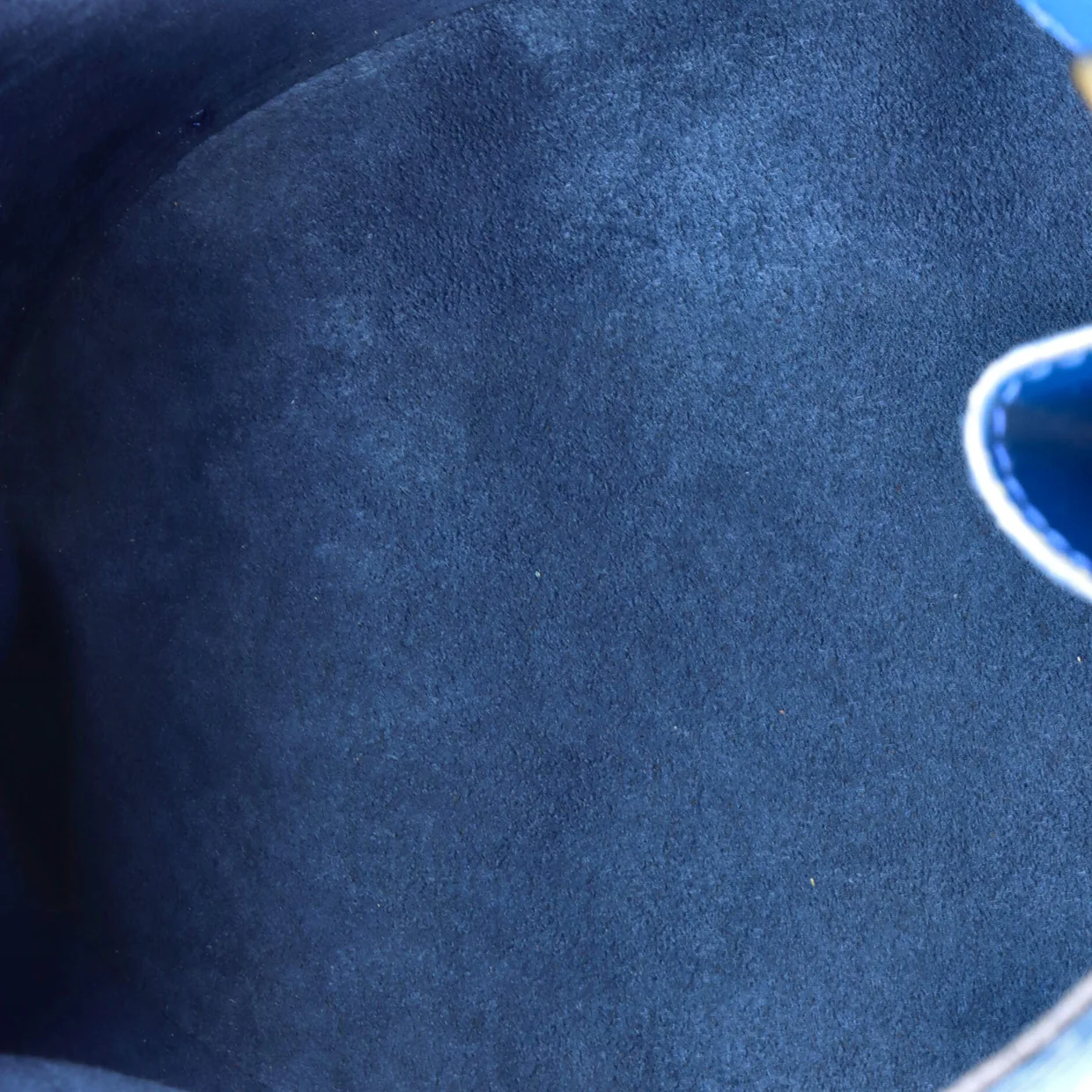 Cluny Shoulder Bag Epi Leather - Deep Luxury