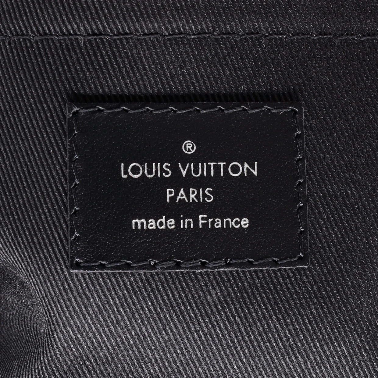 Keepall Bandouliere Bag Reverse Monogram Eclipse Canvas 25 - Deep Luxury