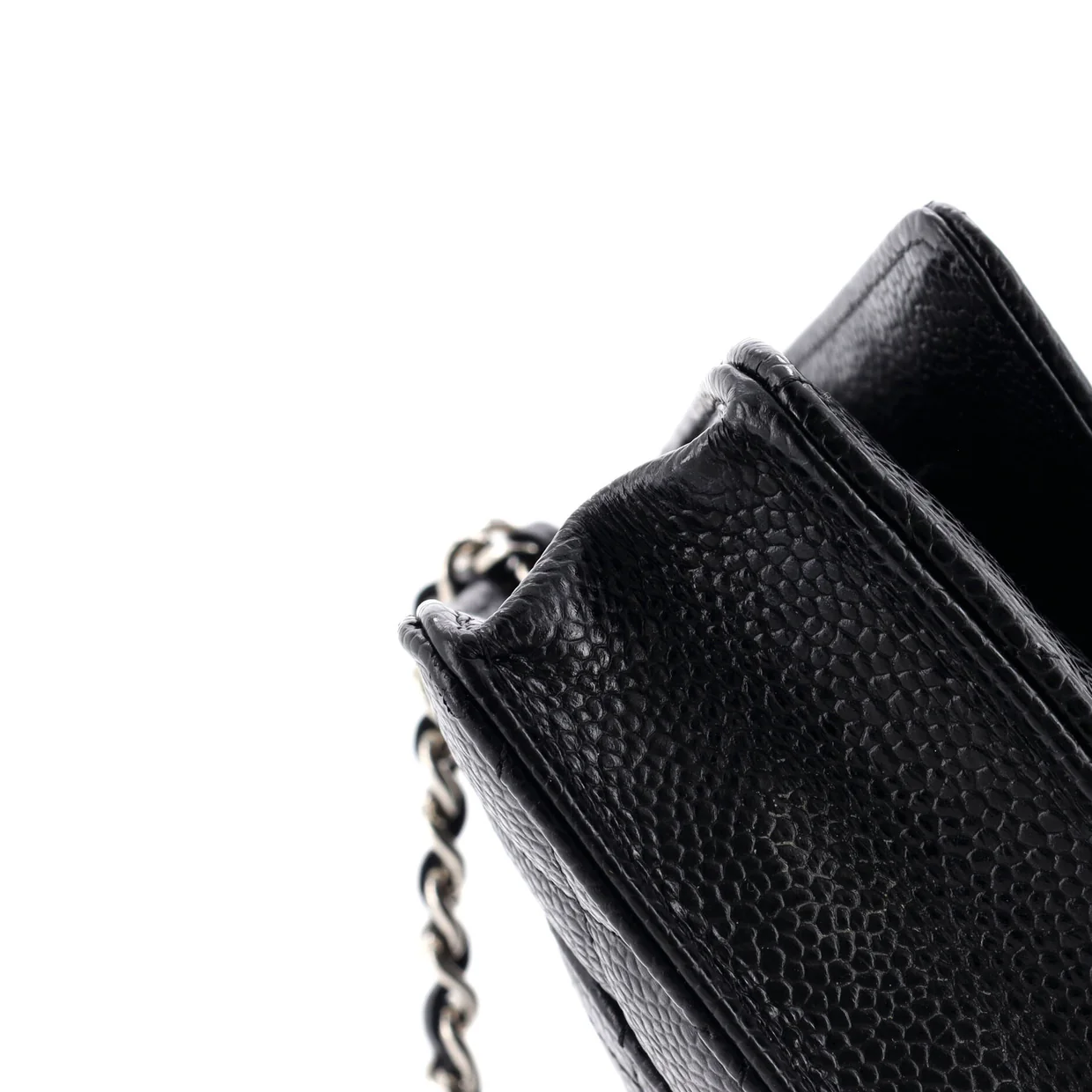 Wallet on Chain Quilted Caviar - Deep Luxury