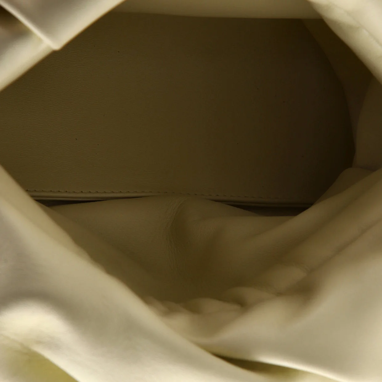 Rose Clutch Leather - Deep Luxury