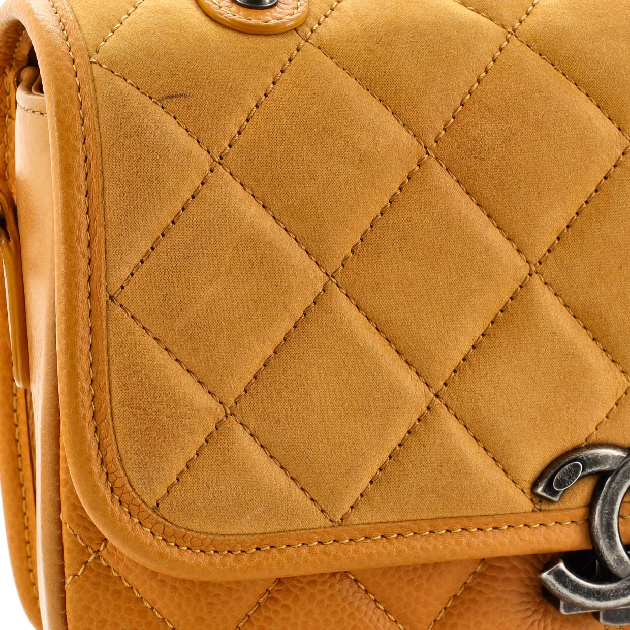 Daily Carry Messenger Bag Quilted Iridescent Calfskin and Caviar Small - Deep Luxury