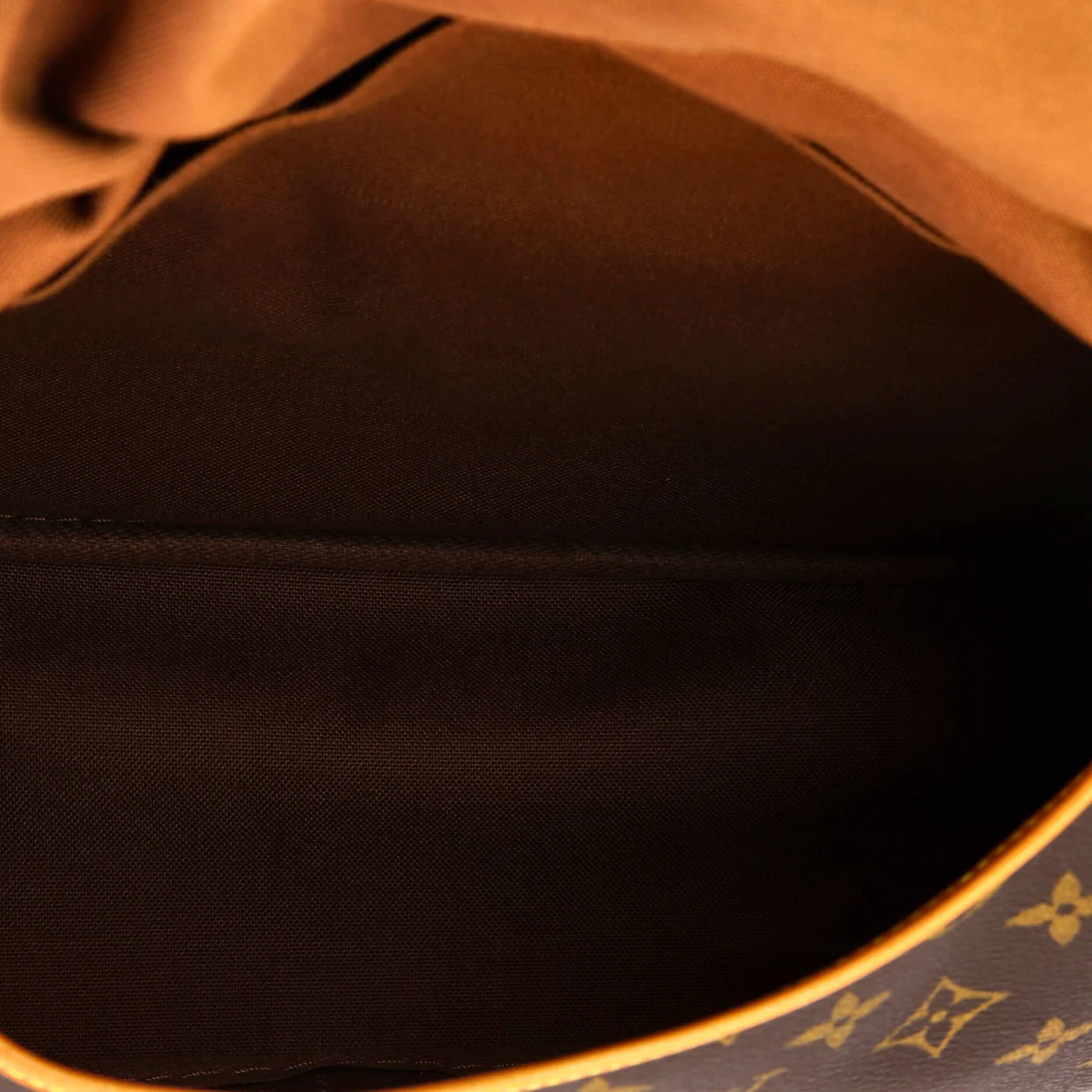 Saumur Handbag Monogram Canvas 35 - Deep Luxury