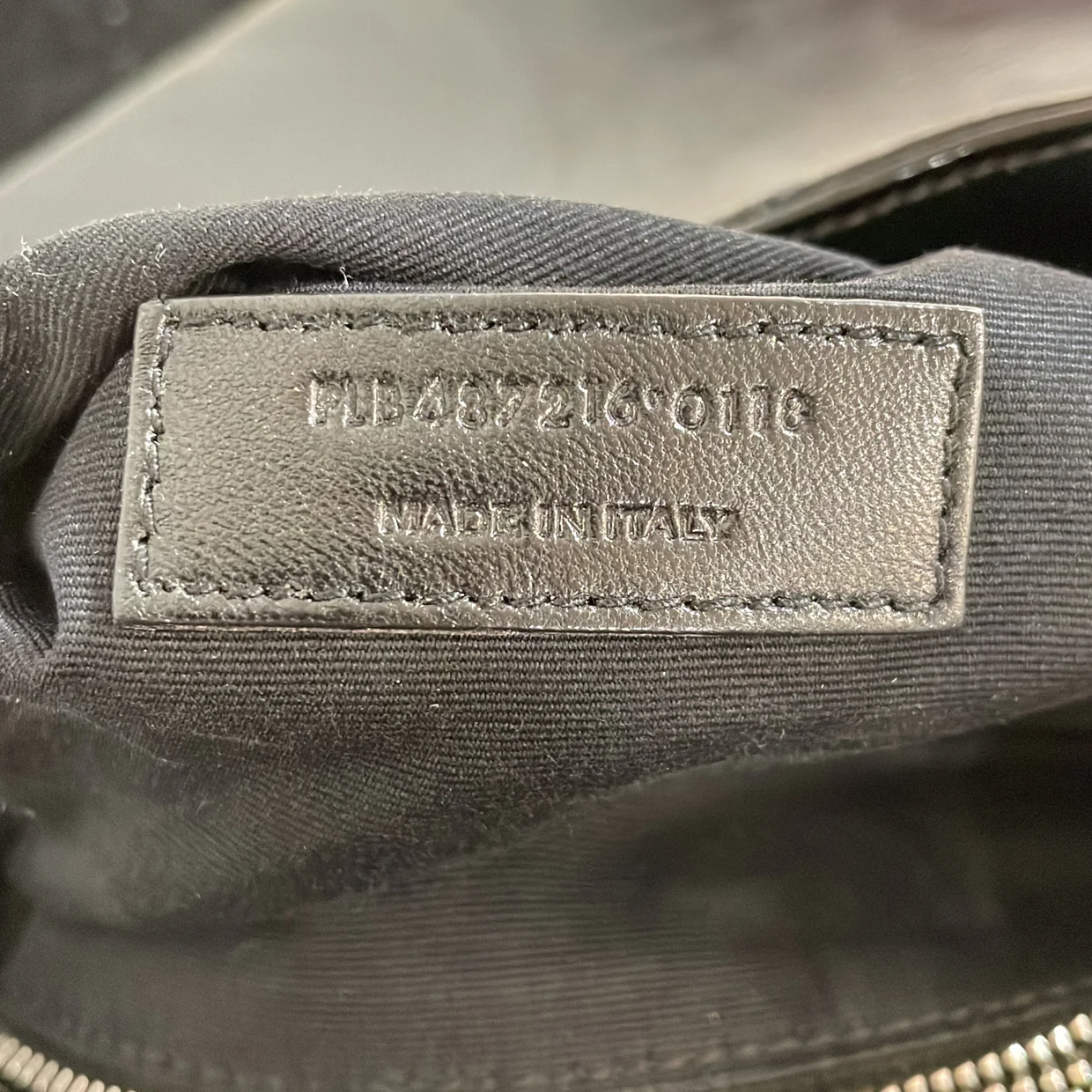 Loulou Shoulder Bag Matelasse Chevron Patent Medium - Deep Luxury