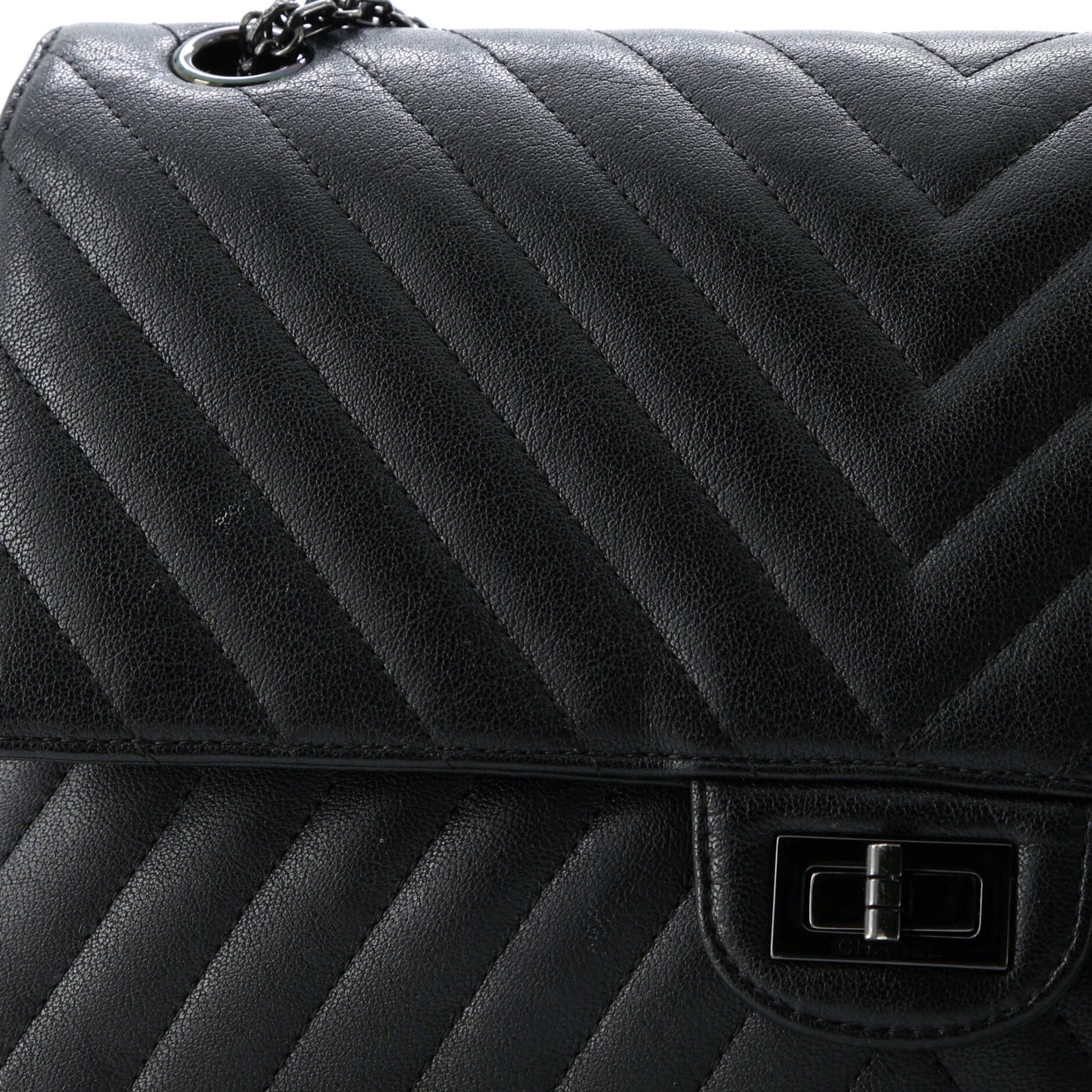 So Black Reissue 2.55 Flap Bag Chevron Sheepskin 226 - Deep Luxury