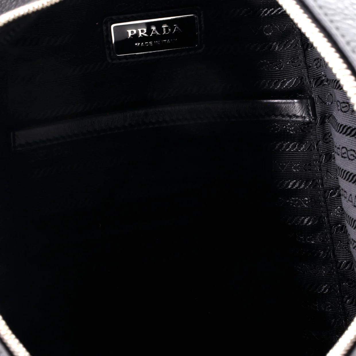 Triangle Zip Backpack Leather - Deep Luxury