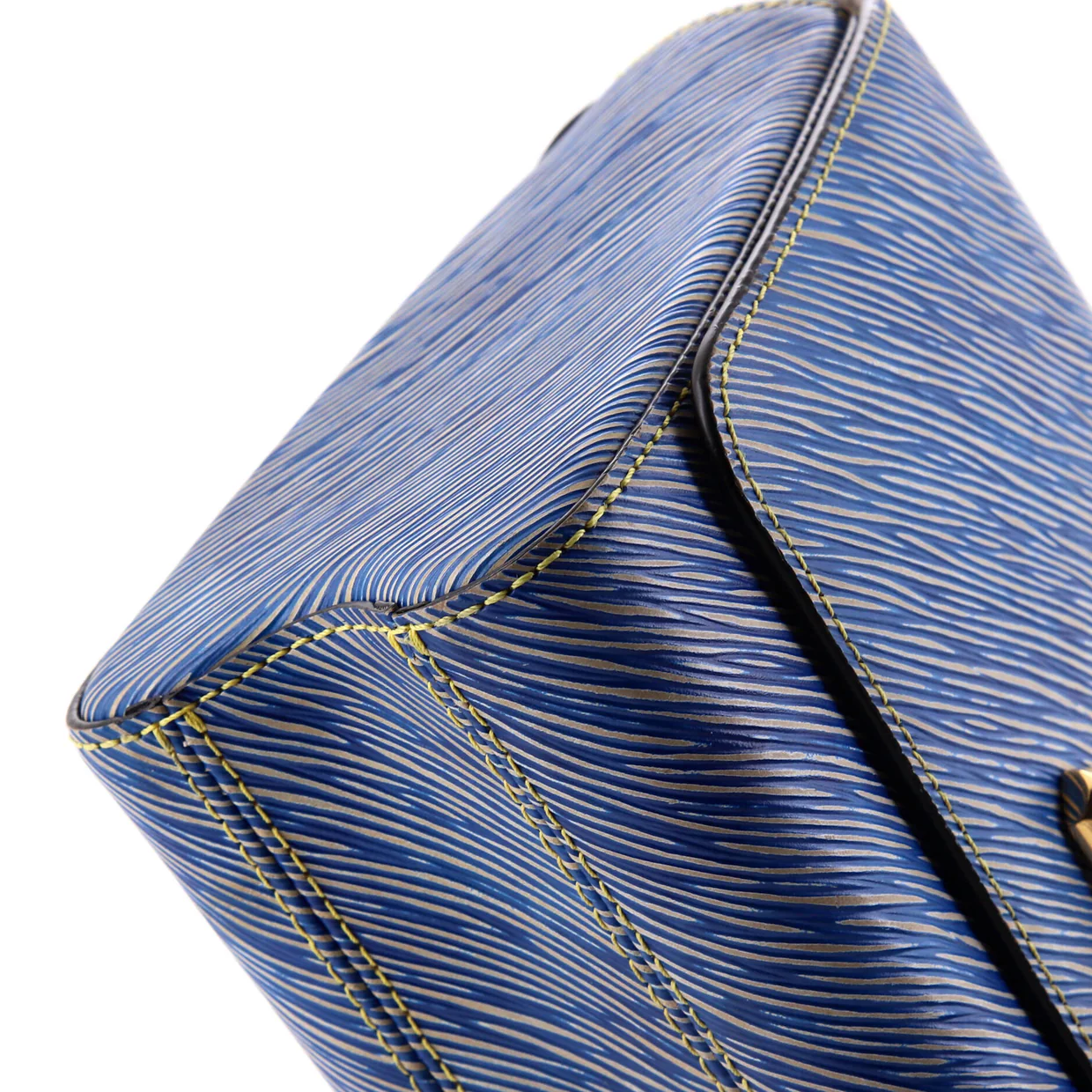 Twist Handbag Epi Leather MM - Deep Luxury