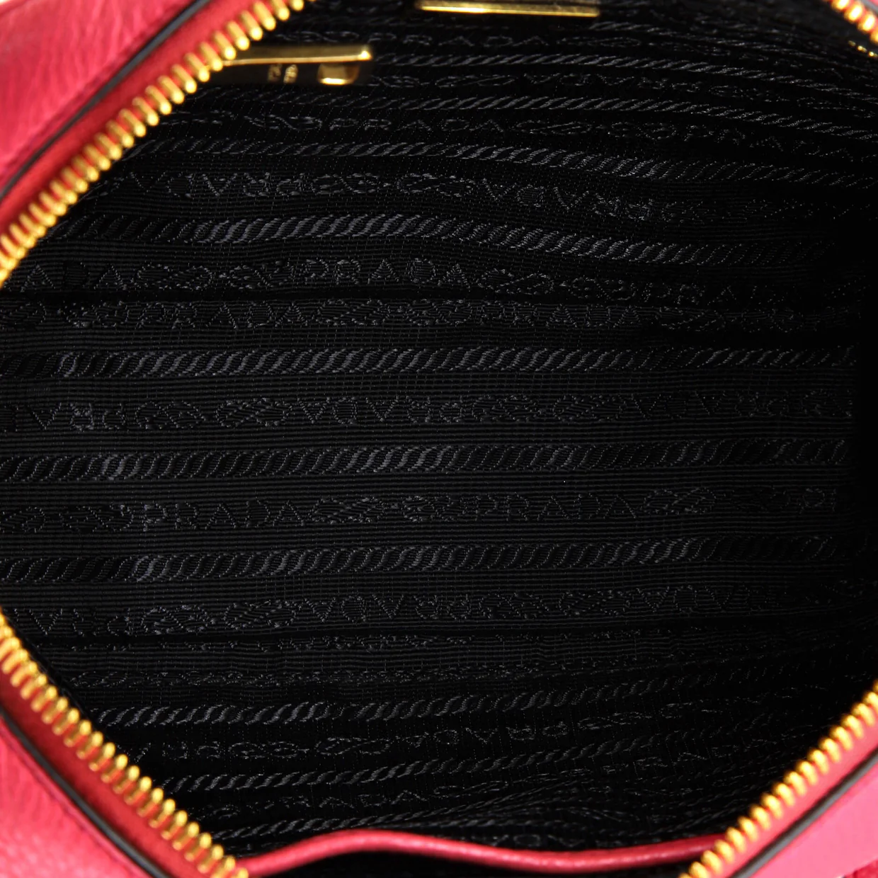 Dual Strap Camera Bag Vitello Daino - Deep Luxury