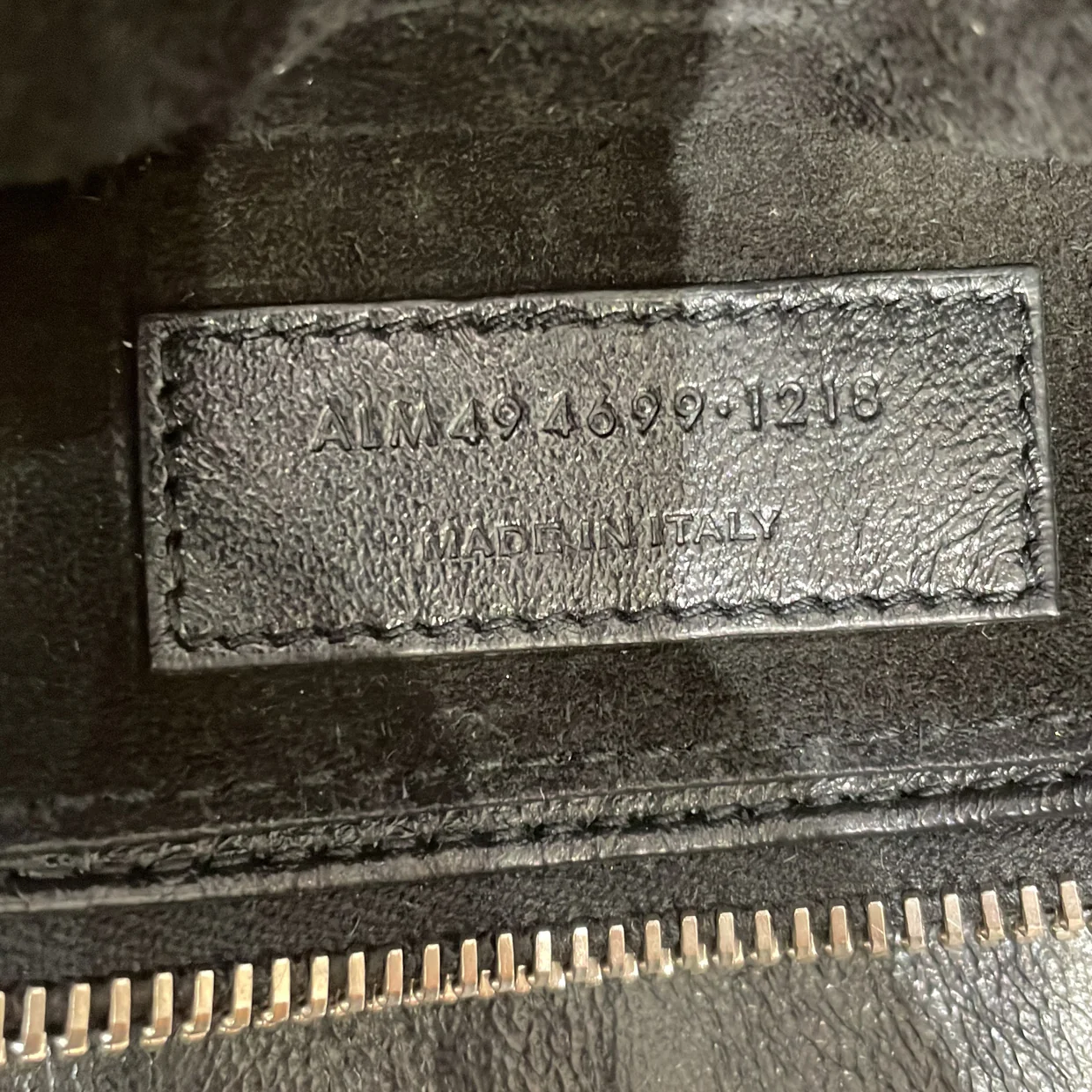 Loulou Shoulder Bag Matelasse Chevron Leather Small - Deep Luxury