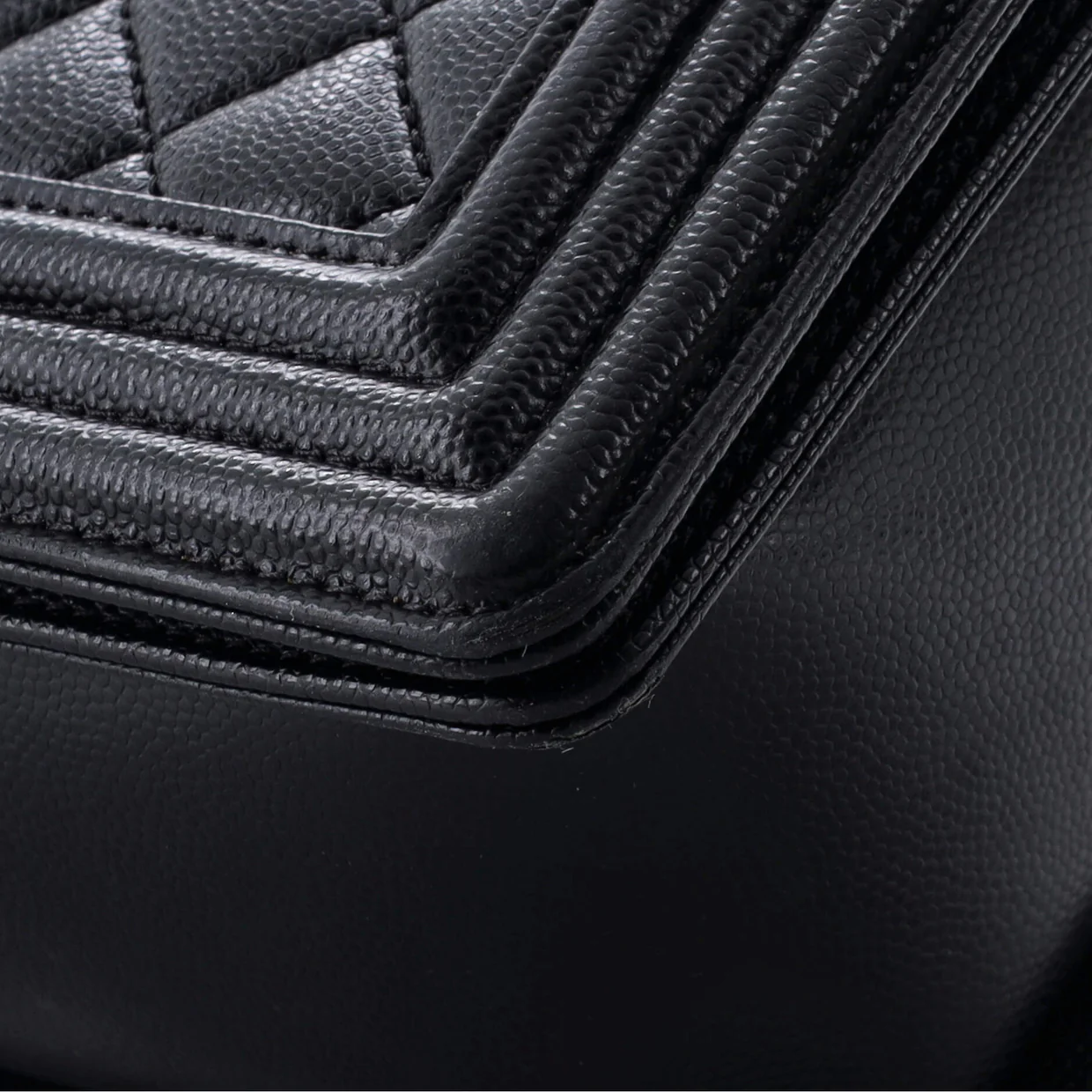 Boy Flap Bag Quilted Caviar New Medium - Deep Luxury