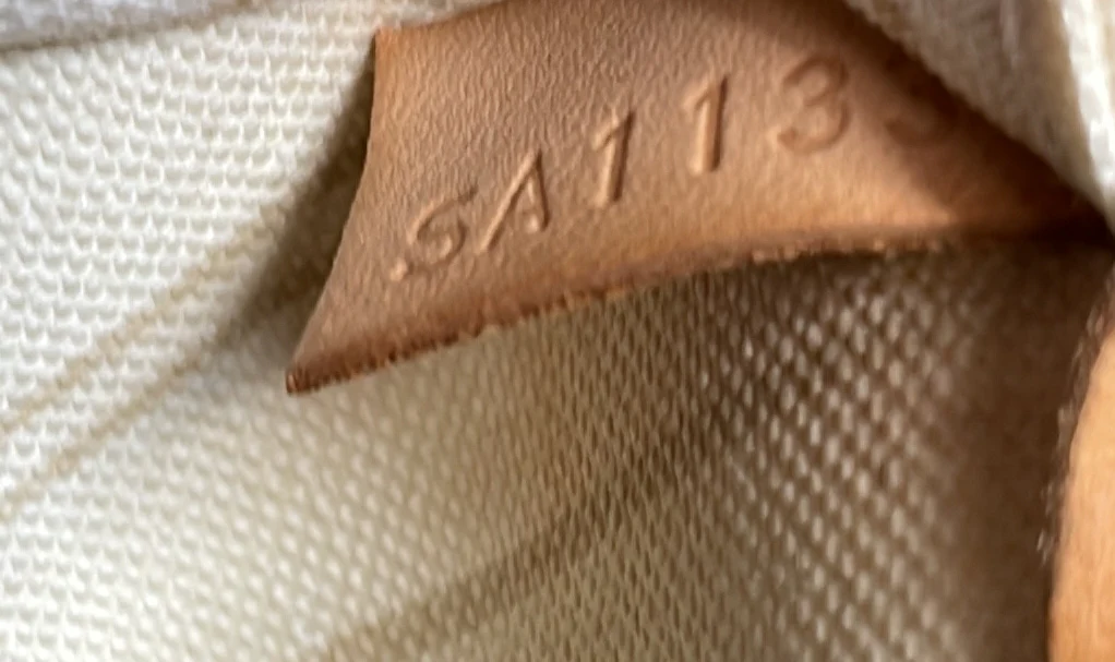 Neverfull Tote Damier MM - Deep Luxury