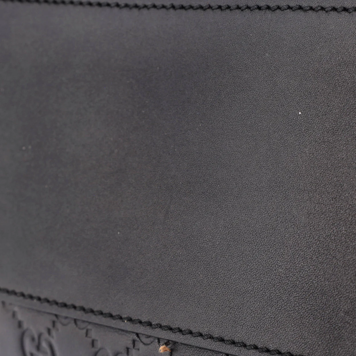 Padlock Chain Tote Guccissima Leather Medium - Deep Luxury