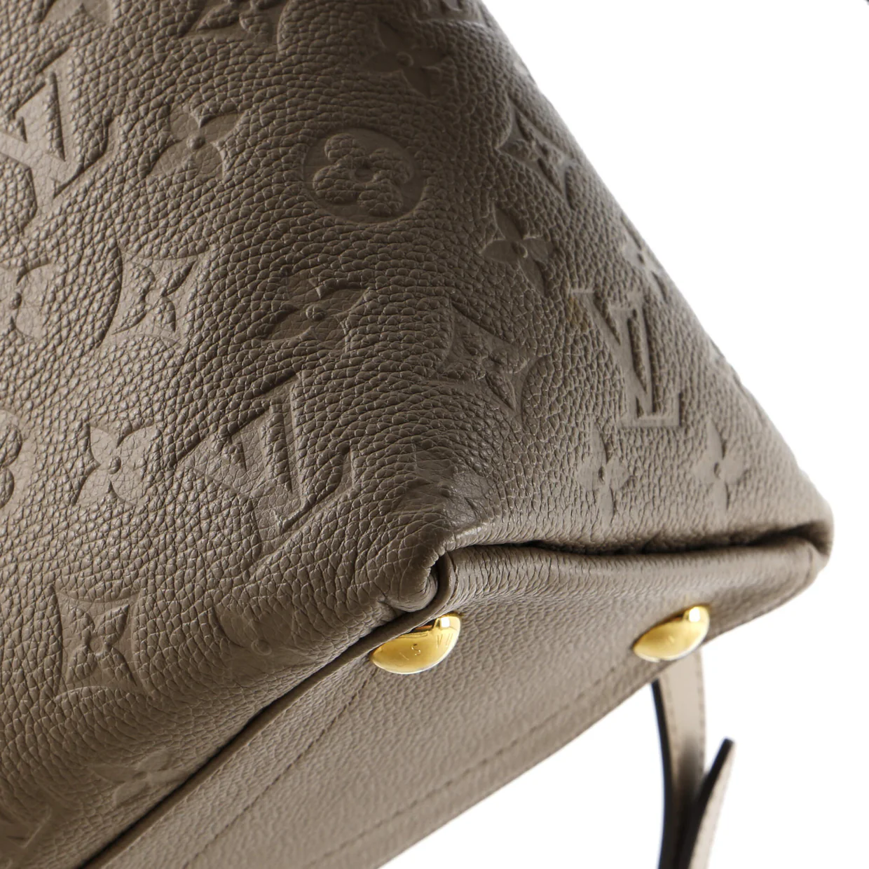 V Tote Monogram Empreinte Leather MM - Deep Luxury