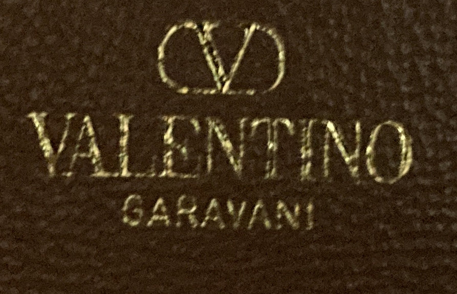 VLogo Pouf Bucket Bag Leather Medium - Deep Luxury