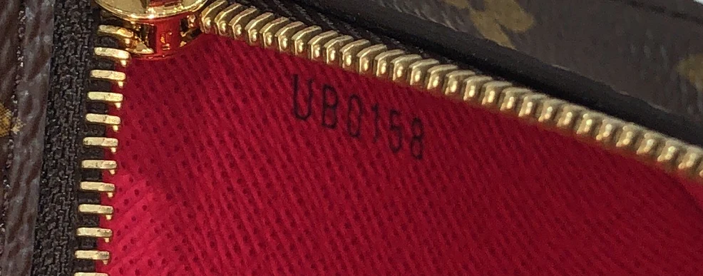 Weekend Pochette Limited Edition Summer Trunks Monogram Canvas - Deep Luxury