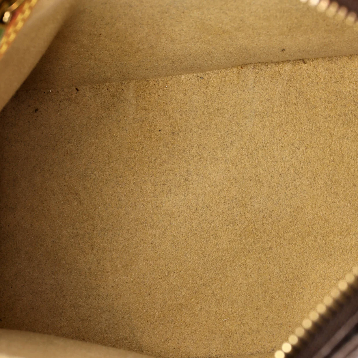 Looping Handbag Monogram Canvas MM - Deep Luxury