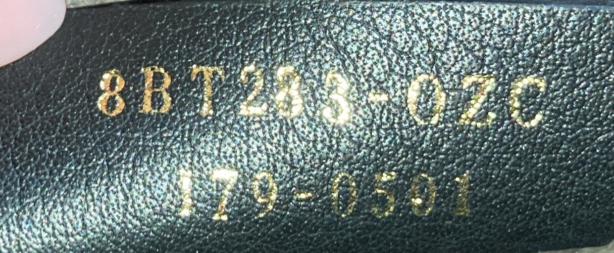 Kan I Bag Leather Medium - Deep Luxury