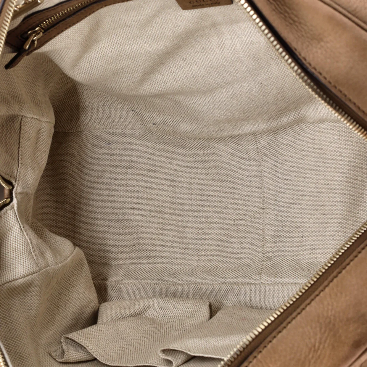 Soho Chain Zip Shoulder Bag Nubuck Medium - Deep Luxury