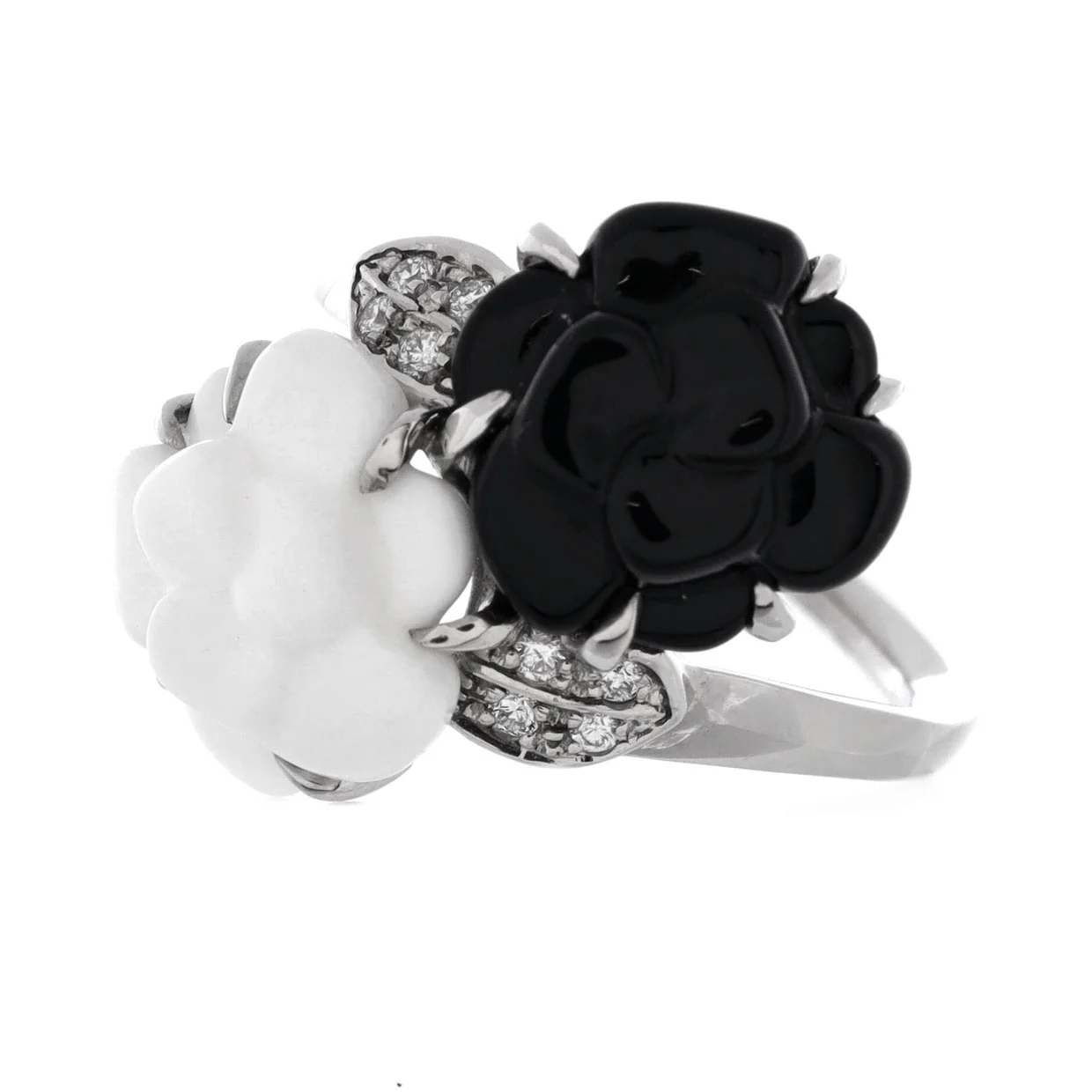 Toi u0026 Moi Camellia Sculpte Ring 18K White Gold with Onyx, Agate, and Diamonds - Deep Luxury