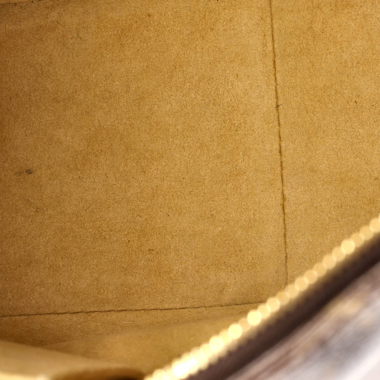 Looping Handbag Monogram Canvas GM - Deep Luxury