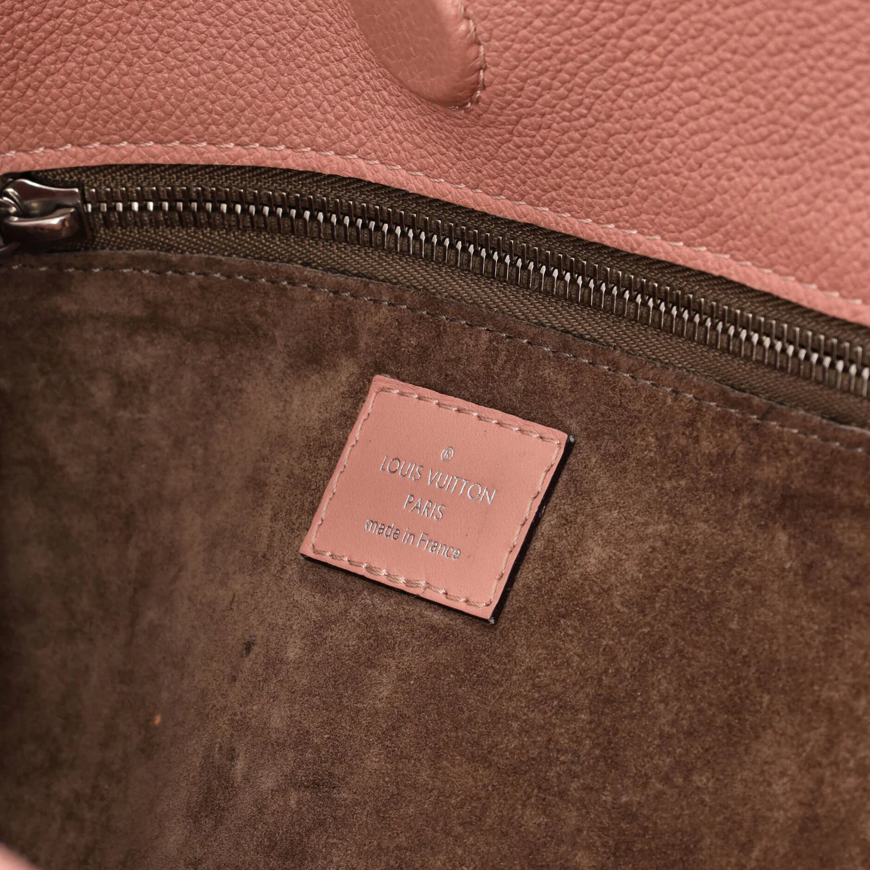 W Tote Veau Cachemire Calfskin BB - Deep Luxury
