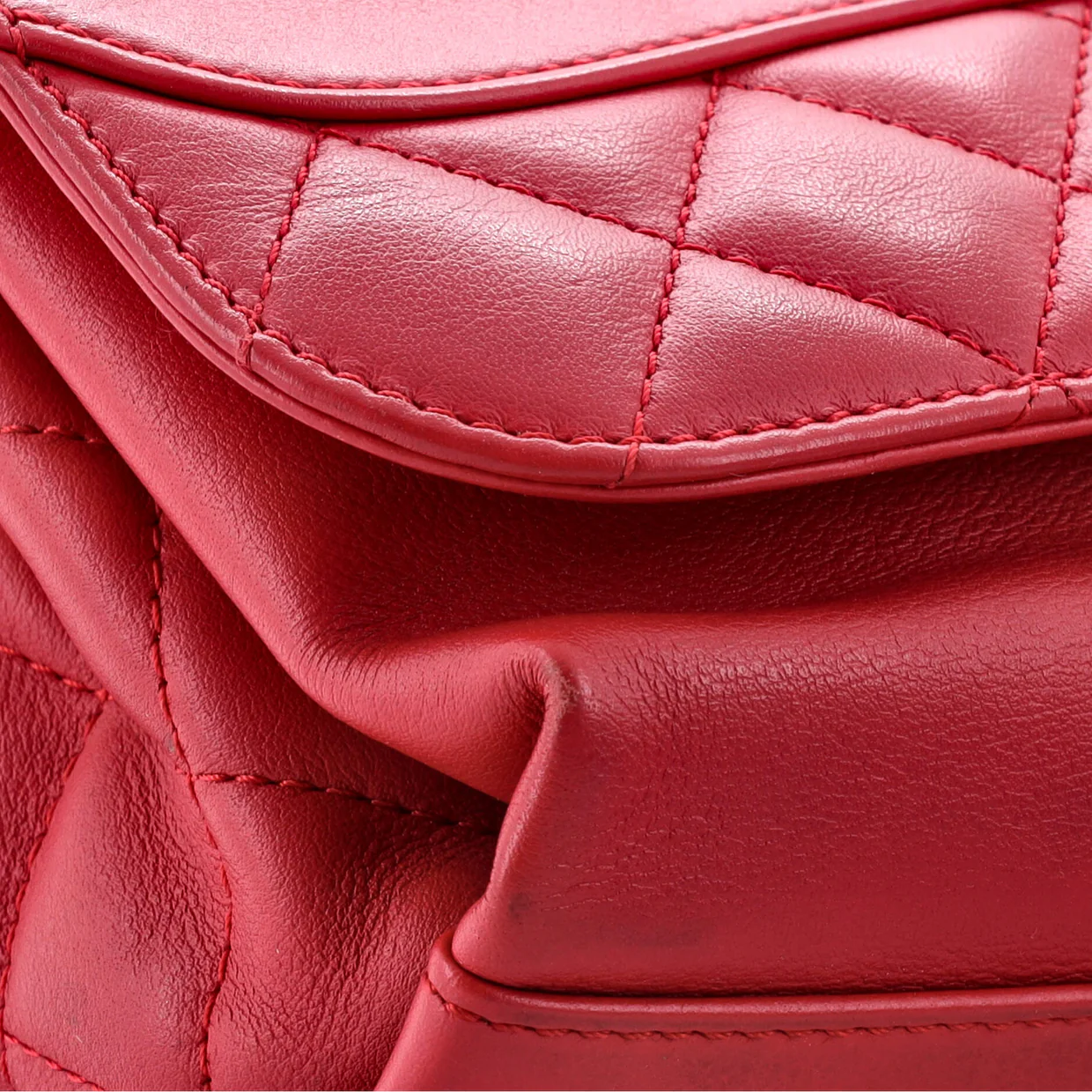 Tramezzo Flap Bag Calfskin Medium - Deep Luxury