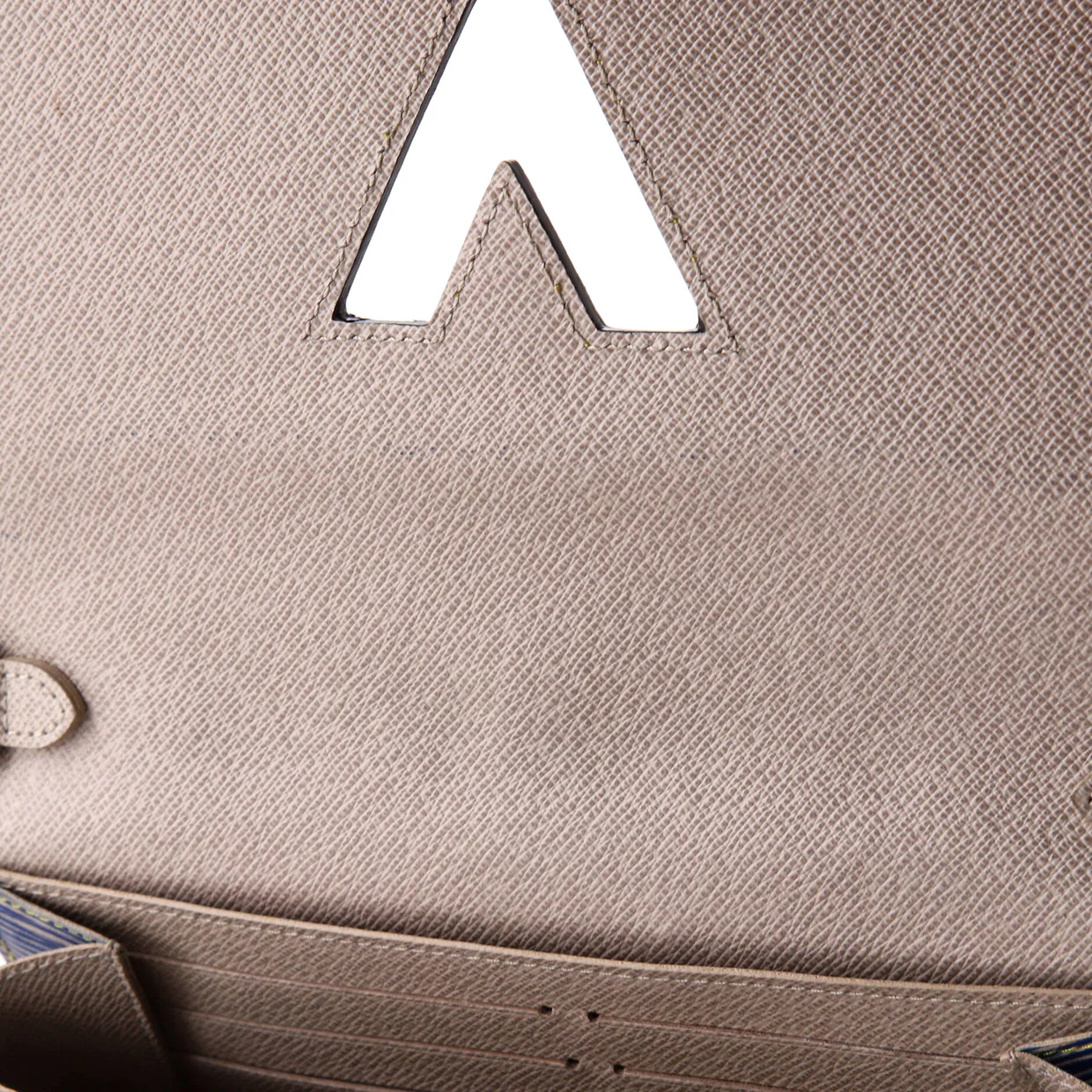 Twist Chain Wallet Epi Leather - Deep Luxury