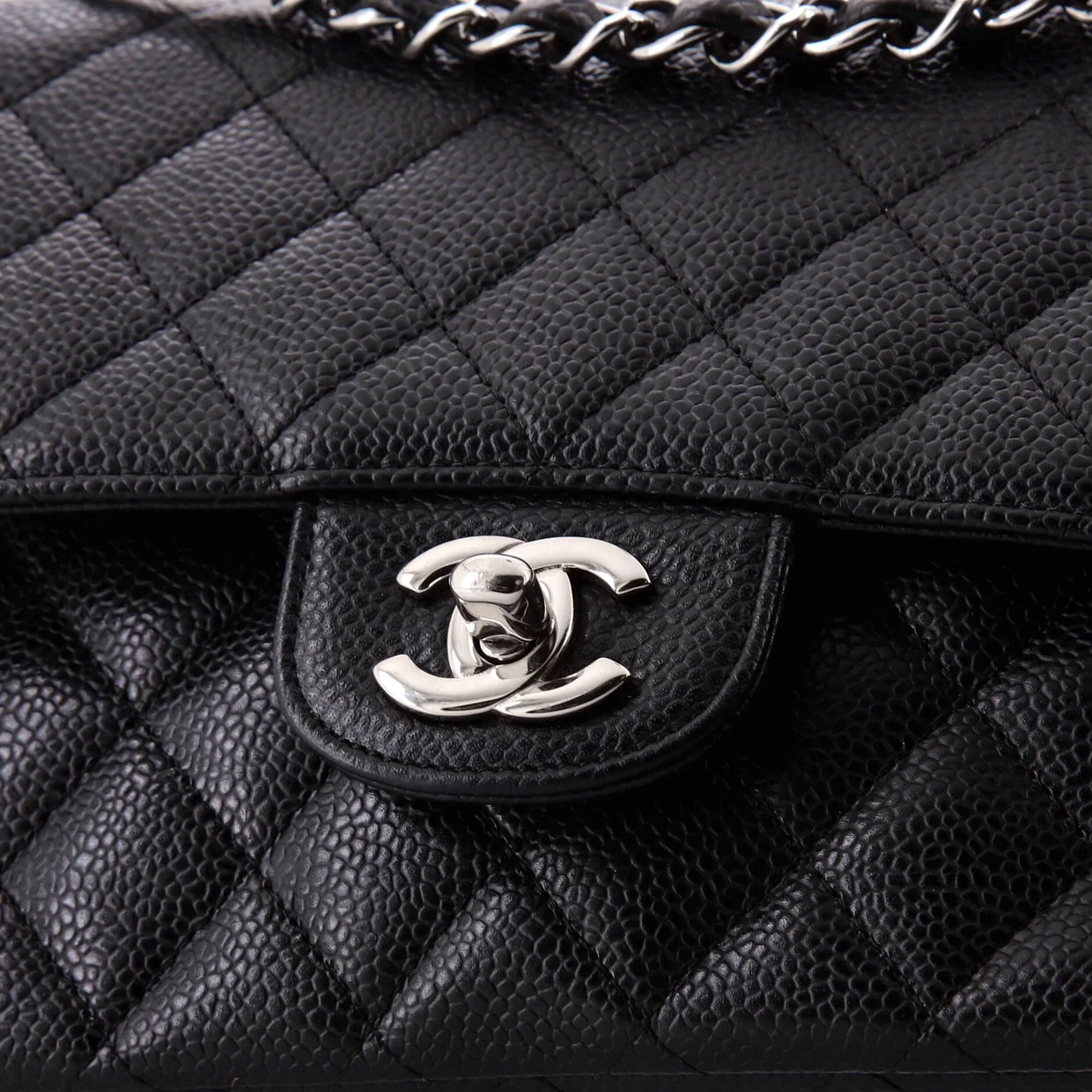 Classic Double Flap Bag Quilted Caviar Medium - Deep Luxury