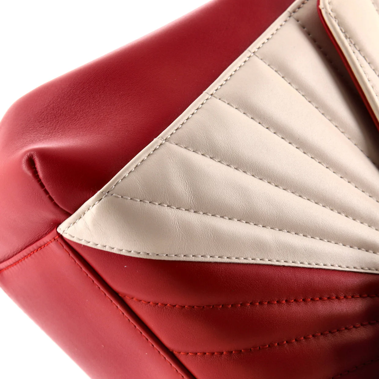 Queen Margaret Top Handle Bag Quilted Leather Medium - Deep Luxury