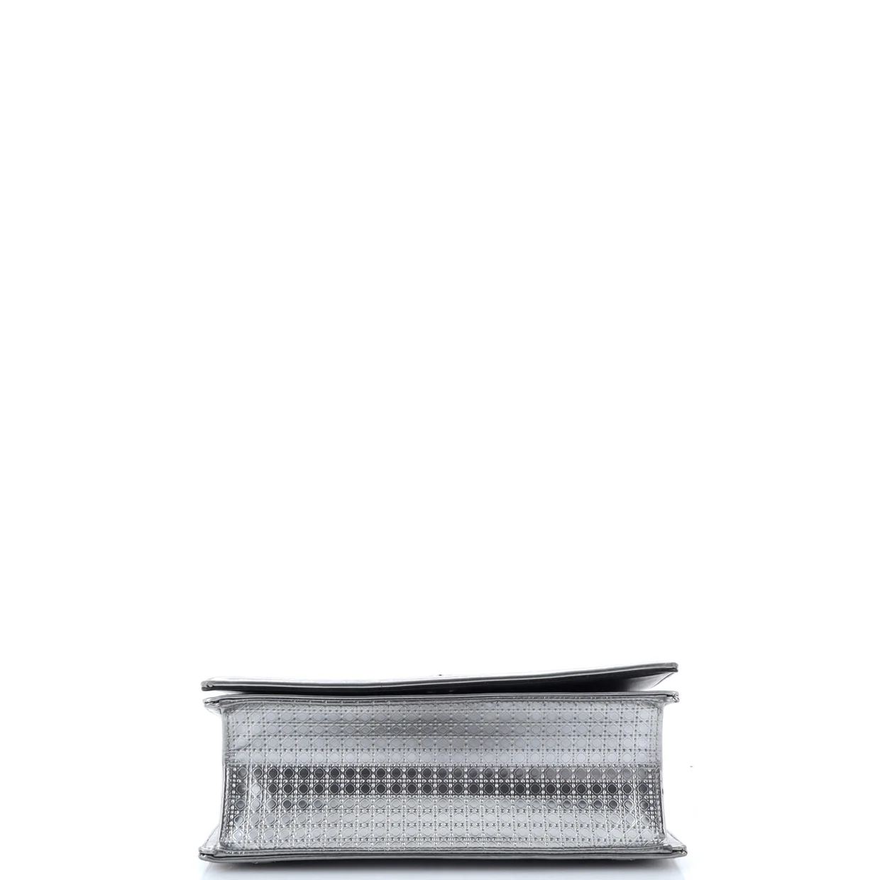 Diorama Flap Bag Cannage Embossed Calfskin Medium - Deep Luxury