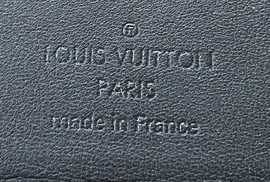 Multiple Wallet Monogram Shadow Leather - Deep Luxury