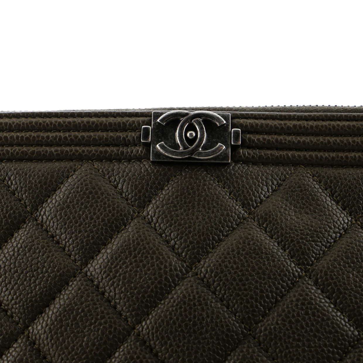 Boy O Case Clutch Quilted Caviar Medium - Deep Luxury