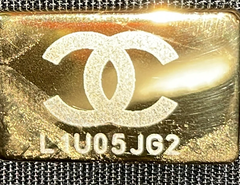 Flat Shopping Bag Quilted Calfskin Small - Deep Luxury