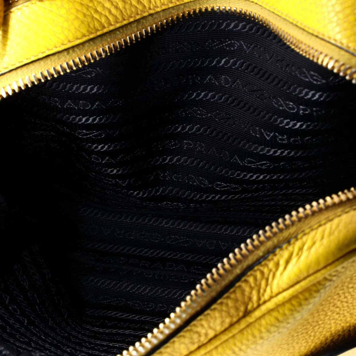 Double Zip Camera Bag Vitello Daino - Deep Luxury