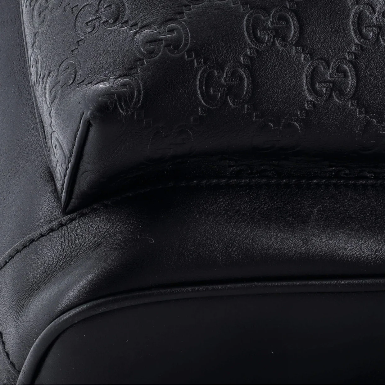 Signature Slim Crossbody Bag Guccissima Leather Small - Deep Luxury