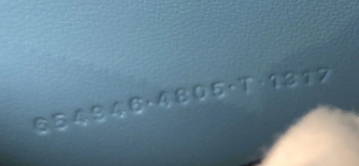 Hourglass Stretch Top Handle Bag Leather - Deep Luxury